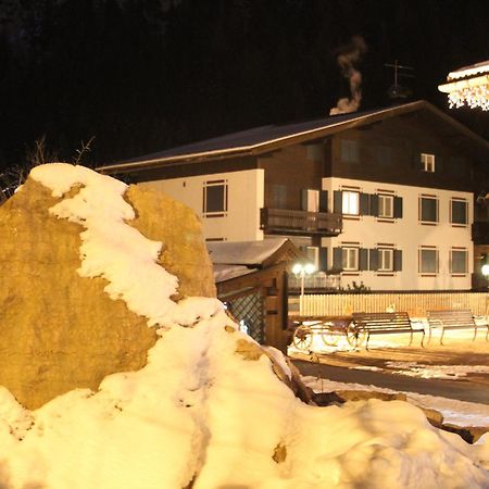 Appartamento Niki Campitello Campitello di Fassa Buitenkant foto
