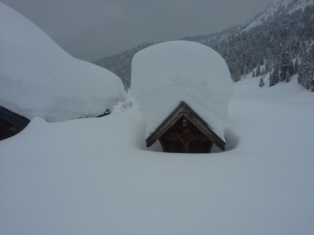 Appartamento Niki Campitello Campitello di Fassa Kamer foto