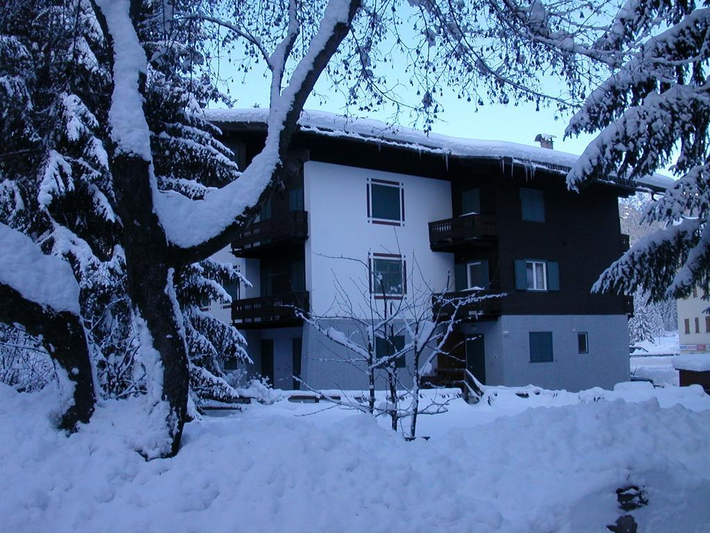 Appartamento Niki Campitello Campitello di Fassa Buitenkant foto