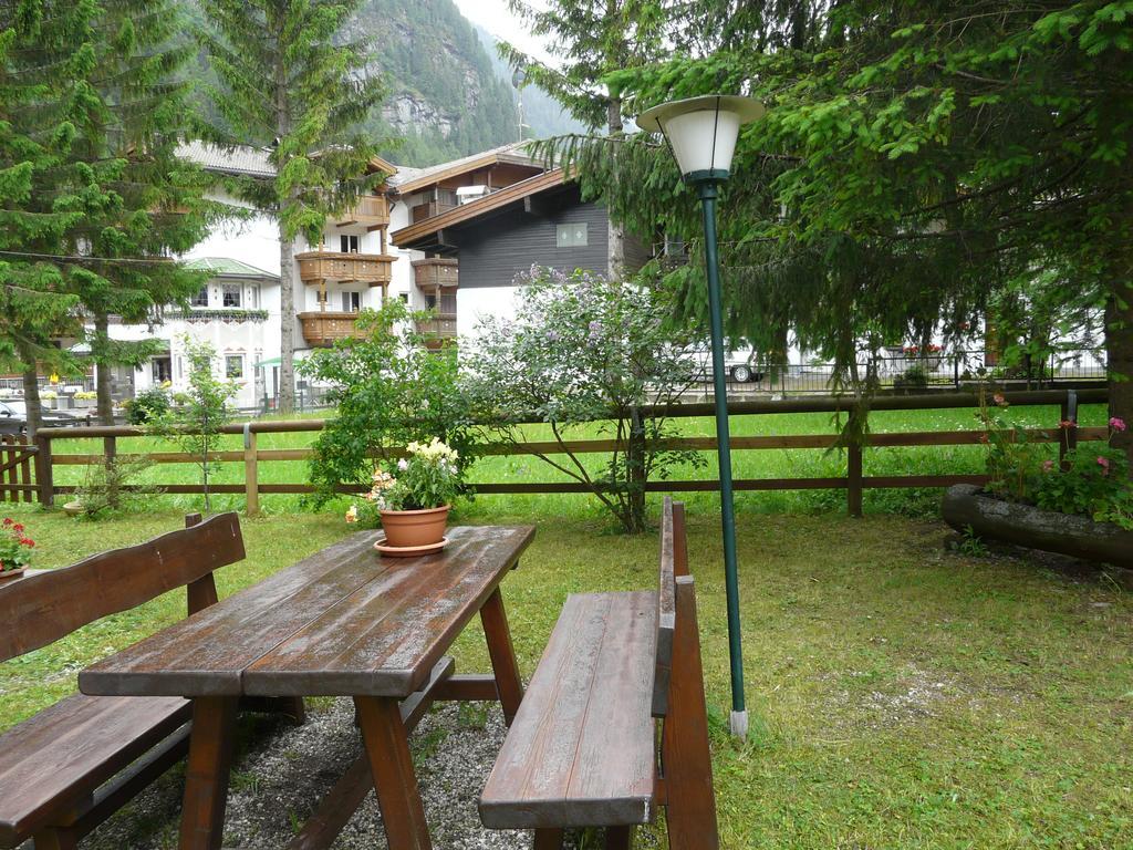 Appartamento Niki Campitello Campitello di Fassa Buitenkant foto
