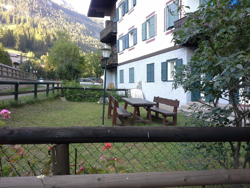 Appartamento Niki Campitello Campitello di Fassa Buitenkant foto