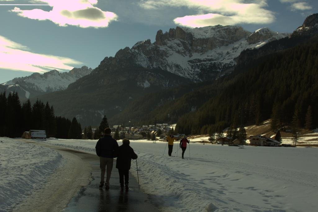 Appartamento Niki Campitello Campitello di Fassa Buitenkant foto